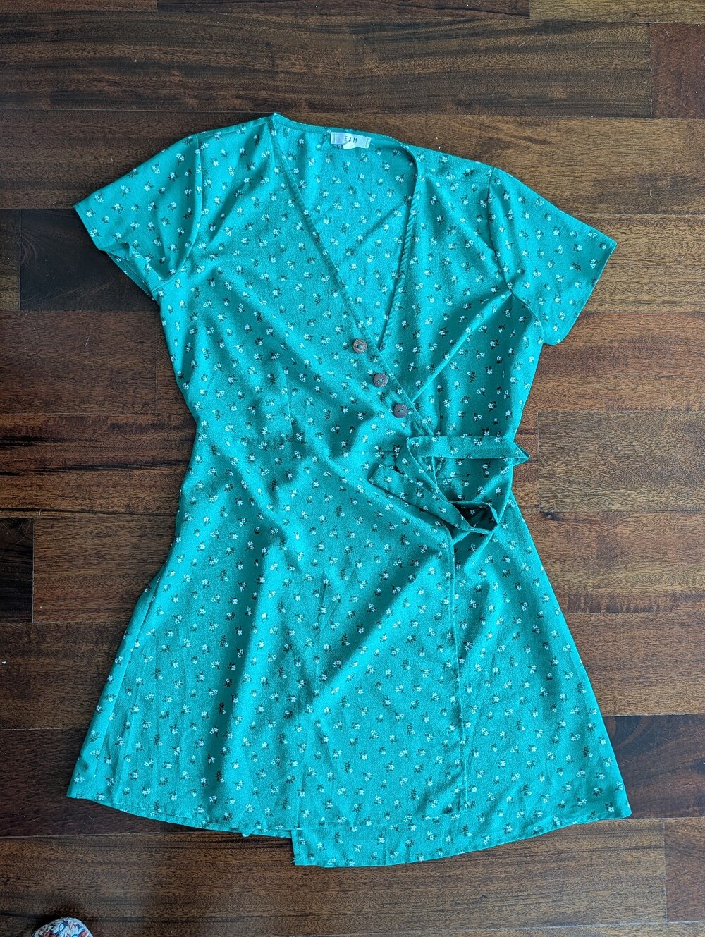 E&M Green Floral Tie-Waist Dress Medium